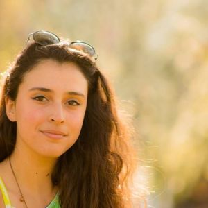 Meet your Posher, Isadora